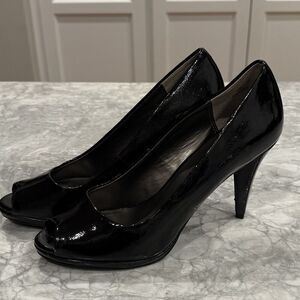 Moda Black Patent Leather Platform Heels Open Toe Size 7.5